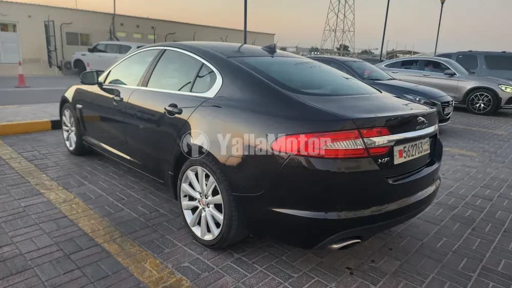 Used Jaguar XF 2.0T S (250 PS) 2015