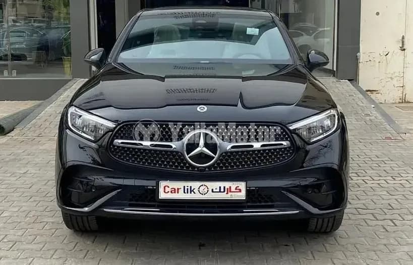 New Mercedes-Benz CLC 200 2024