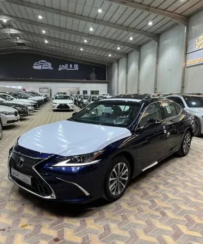 New Lexus ES 2024