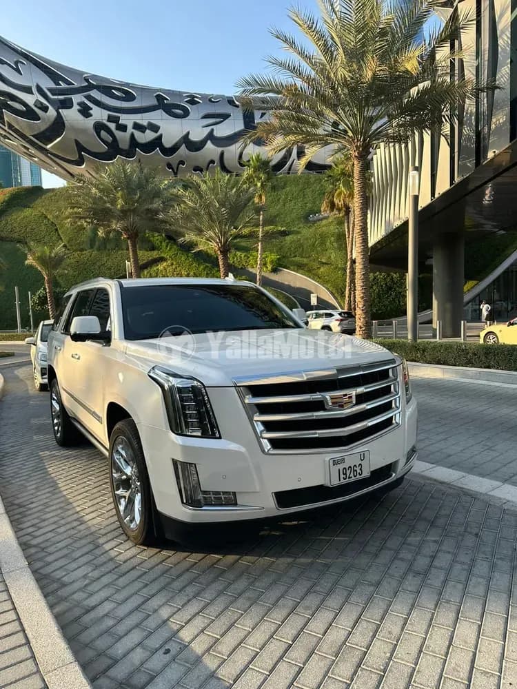 كاديلاك اسكاليد 6.2L ESV Premium Luxury 2016 مستعملة
