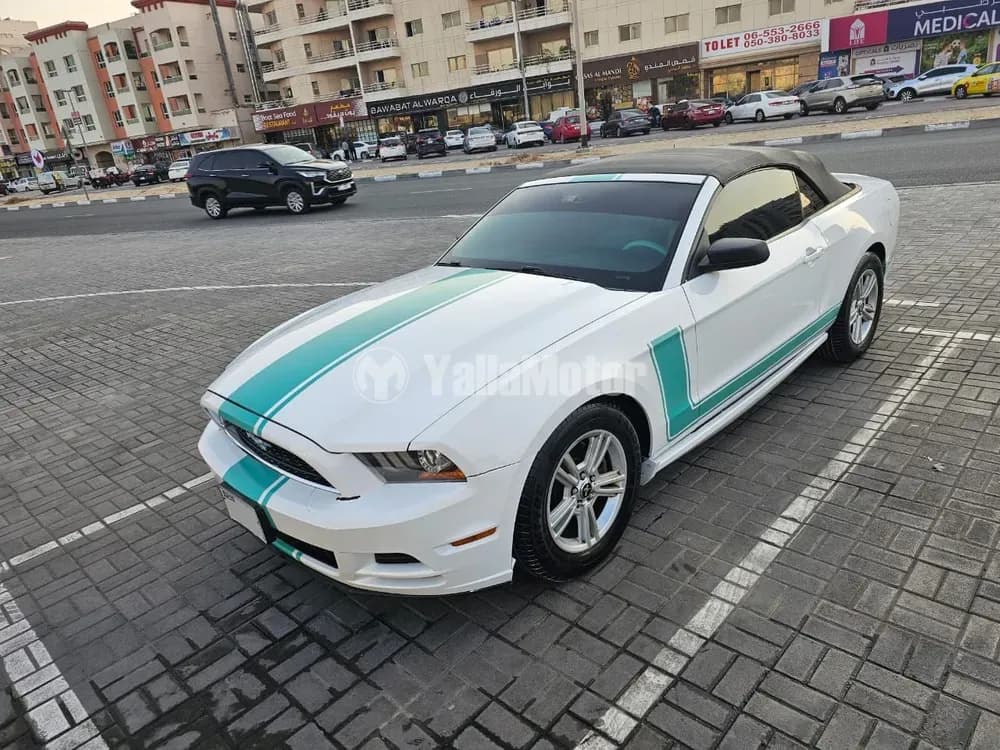 Used Ford Mustang V6 2014