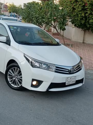 Used Toyota Corolla 2015
