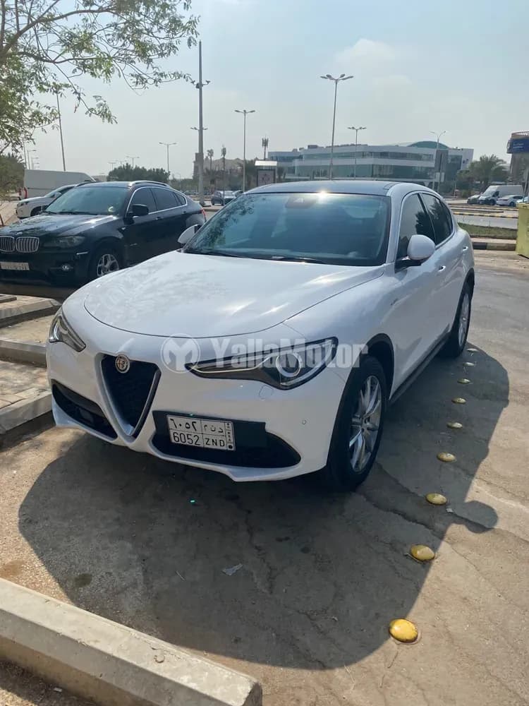 Used Alfa Romeo Stelvio Super 2020 Used Alfa Romeo Stelvio Super 2020 used_cars.forSale