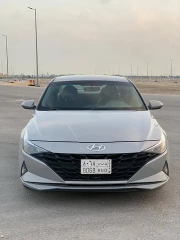 Used Hyundai Elantra 2021