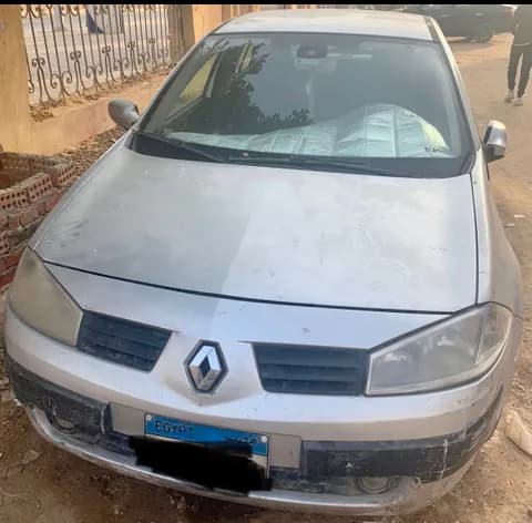 Used Renault Megane 5 Door 1.6L Automatic 2005 Used Renault Megane 5 Door 1.6L Automatic 2005 used_cars.forSale