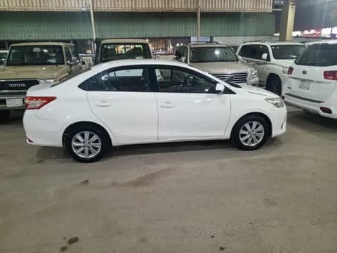 Used Toyota Yaris 2014