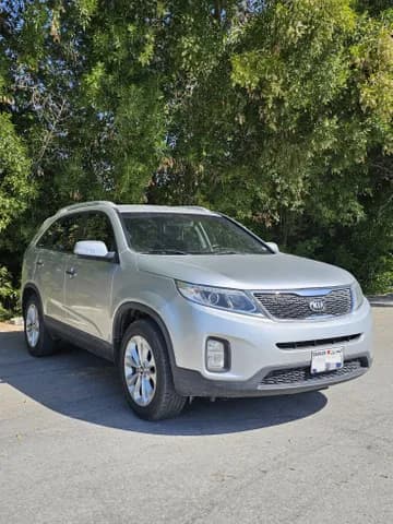 Used Kia Sorento 3.5L Mid (AWD) 2014 Used Kia Sorento 3.5L Mid (AWD) 2014 used_cars.forSale