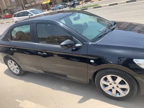 Used Peugeot 301 1.6L Access M/T 2015 Used Peugeot 301 1.6L Access M/T 2015 for sale