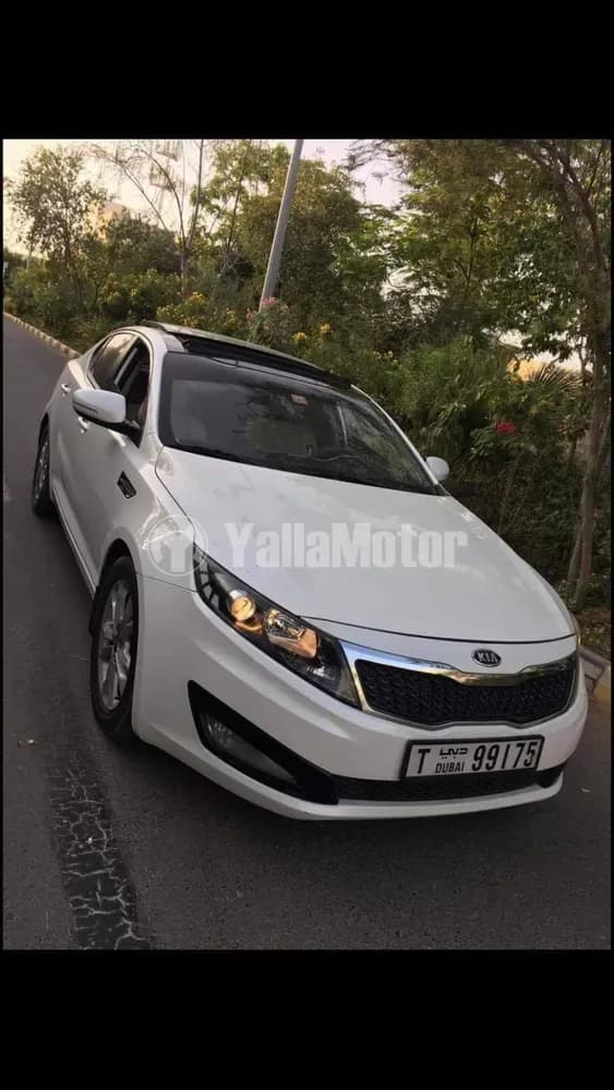 كيا أوبتيما 2.0L Mid 2011 مستعملة
