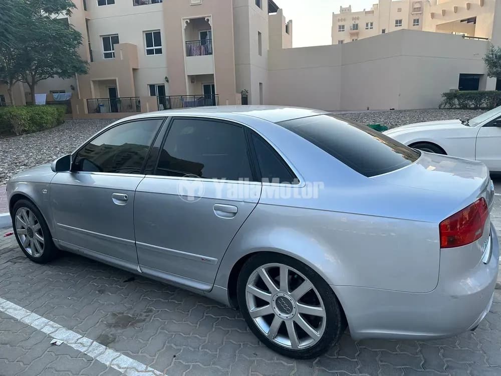 أودي أي4 2.0L 252 HP 2008 مستعملة