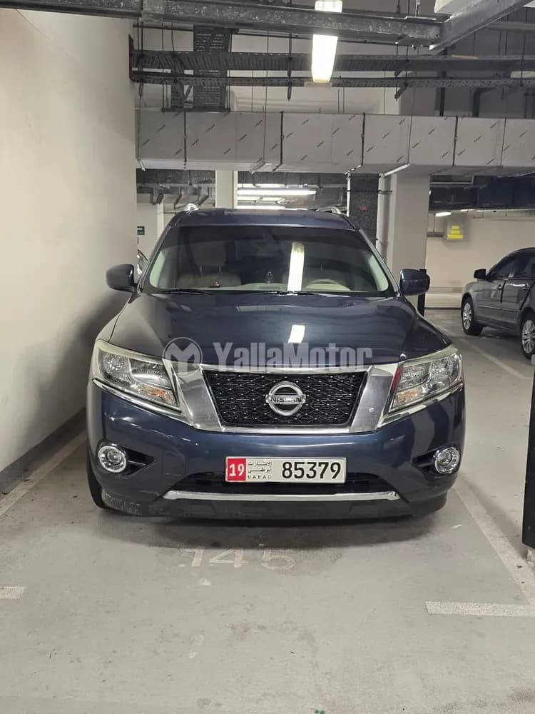 مستعملة نيسان باثفايندر 3.5L SL 4WD 7 Seater 2015