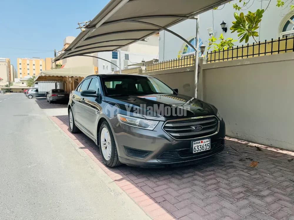 Used Ford Taurus 2018