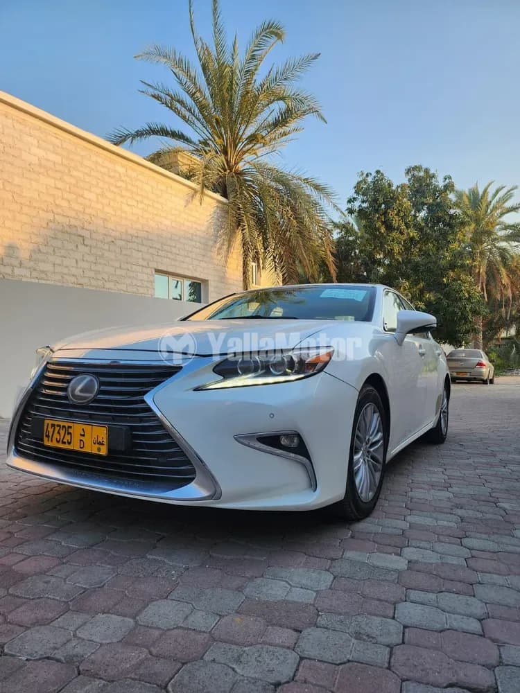 Used Lexus ES 350 4 door 3.5L 2017