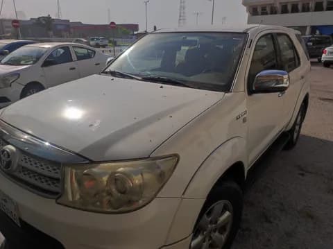 Used Toyota Fortuner 2.7L 2011 Used Toyota Fortuner 2.7L 2011 for sale