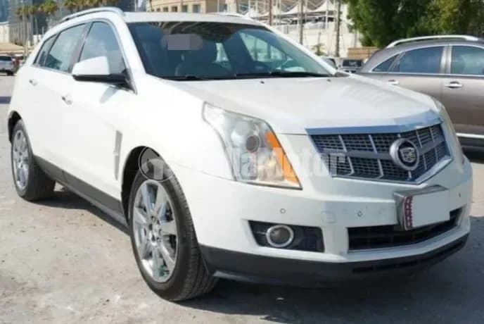 كاديلاك أس آر اكس 3.6L 5 Seater 2010 مستعملة