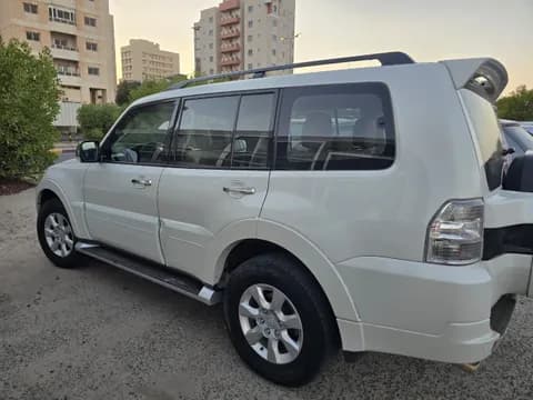 Used Mitsubishi Pajero GLS V6 2017 Used Mitsubishi Pajero GLS V6 2017 used_cars.forSale