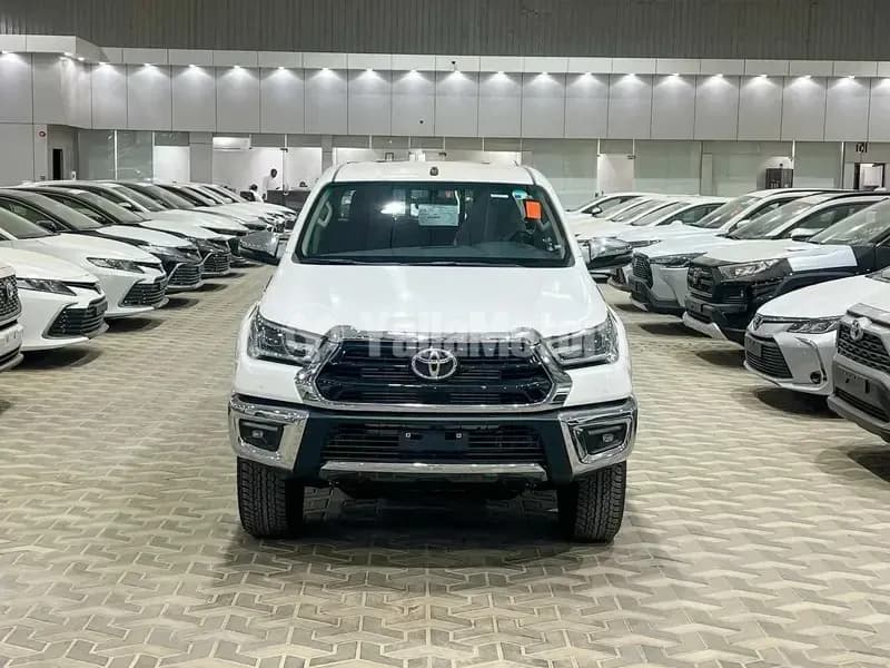 New Toyota Hilux 2024