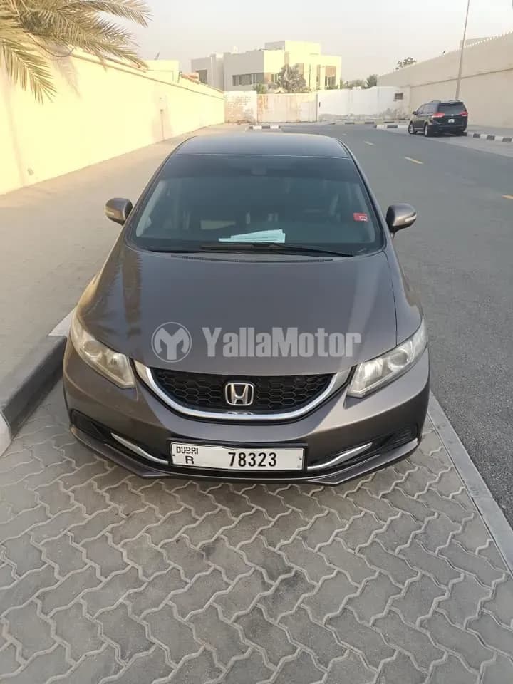 مستعملة هوندا سيفيك 2013
