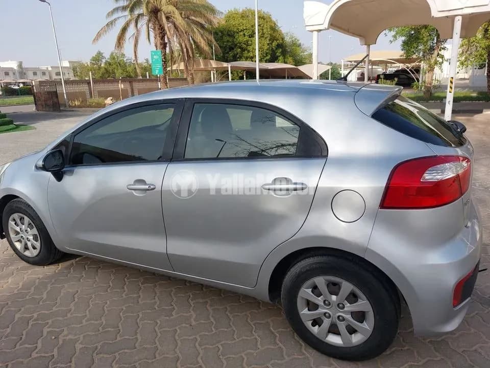 مستعملة كيا ريو هاتشباك 1.6L MPI 2016