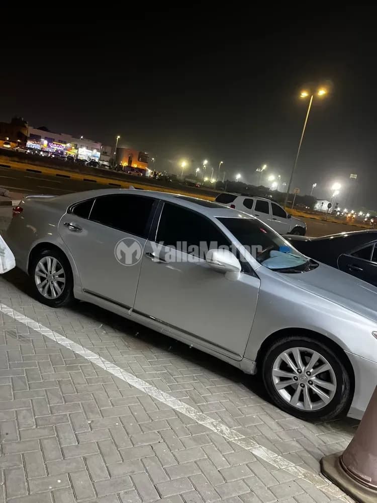 لكزس إي أس 350 4 door 3.5L 2012 مستعملة