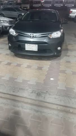 Used Toyota Yaris 2014
