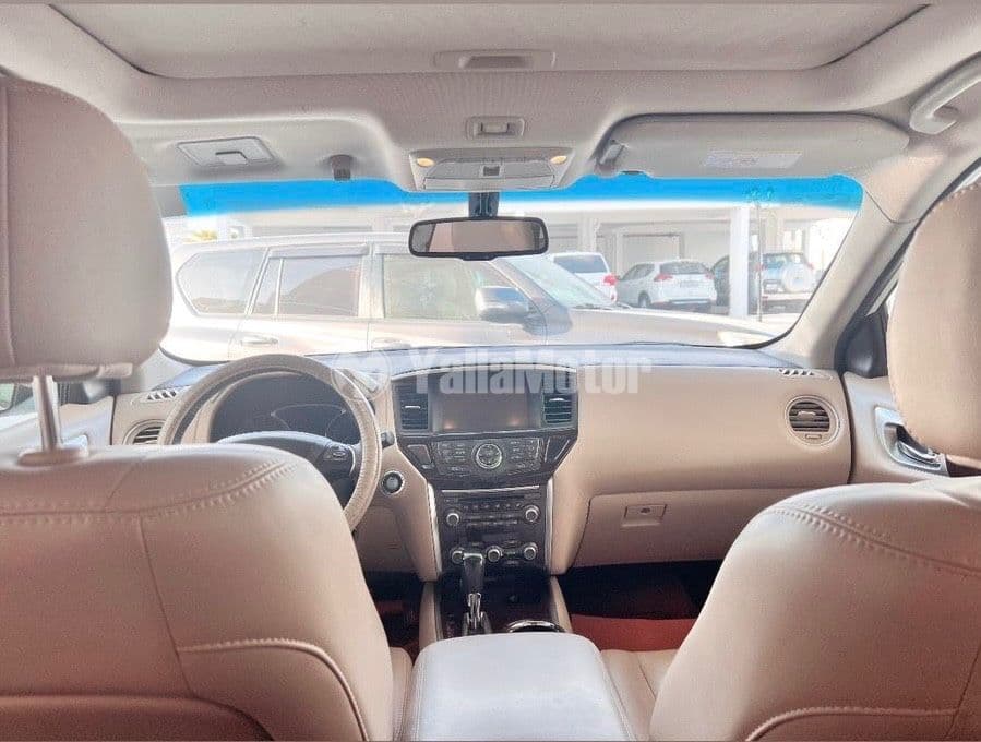 Used Nissan Pathfinder SV 2WD 2017