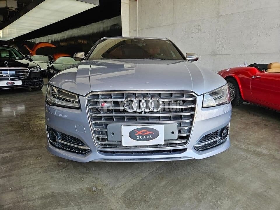 Used Audi S8 2015