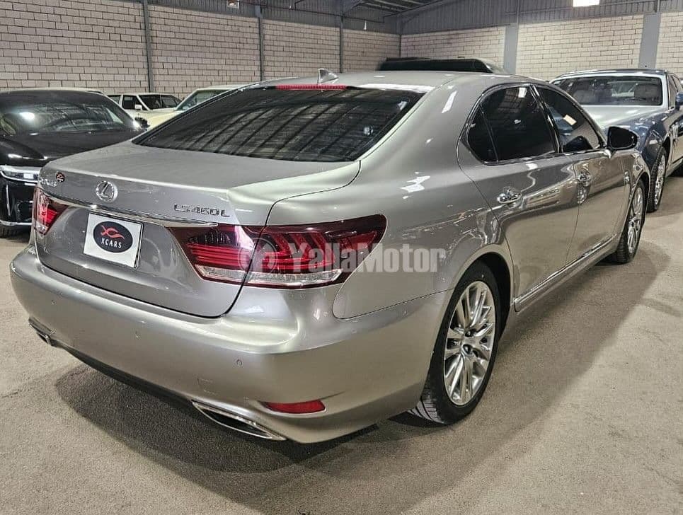 Used Lexus LS 2016