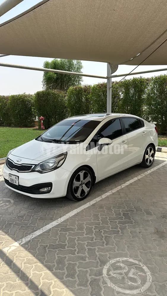 مستعملة كيا ريو 4 Door Sedan 1.4L 2014