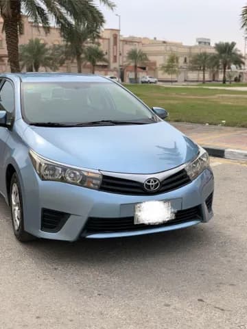 Used Toyota Corolla 2015