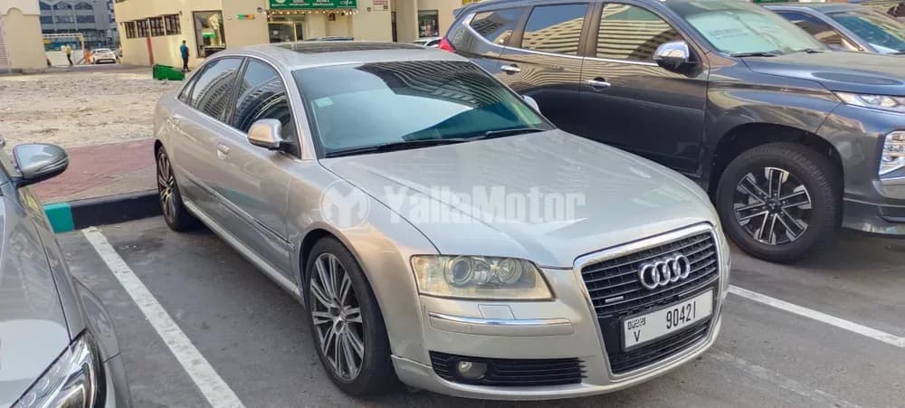 مستعملة أودي أي8 أل 3.0L 333 HP 2010