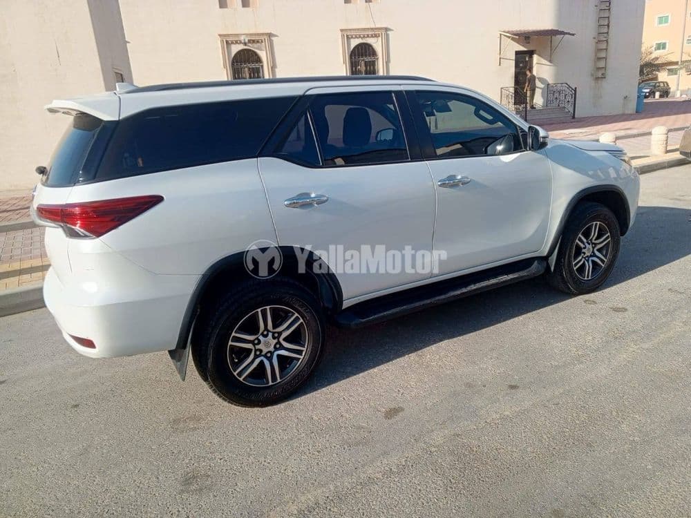Used Toyota Fortuner 2023