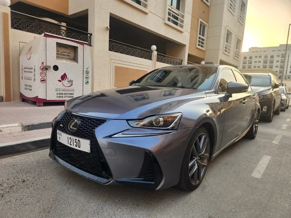 لكزس آي إس 300 AWD 2018 مستعملة