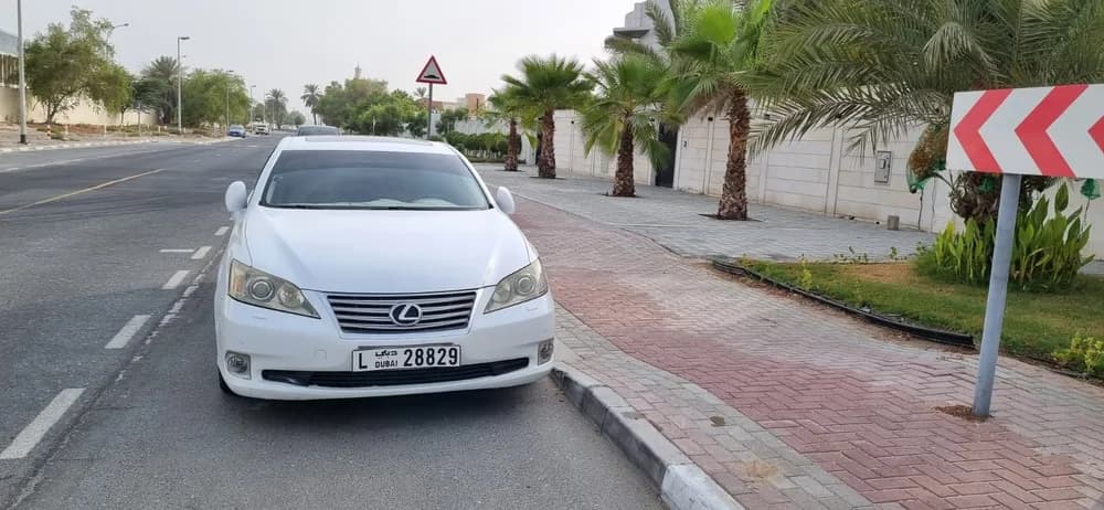 Used Lexus ES 350 4 door 3.5L 2011