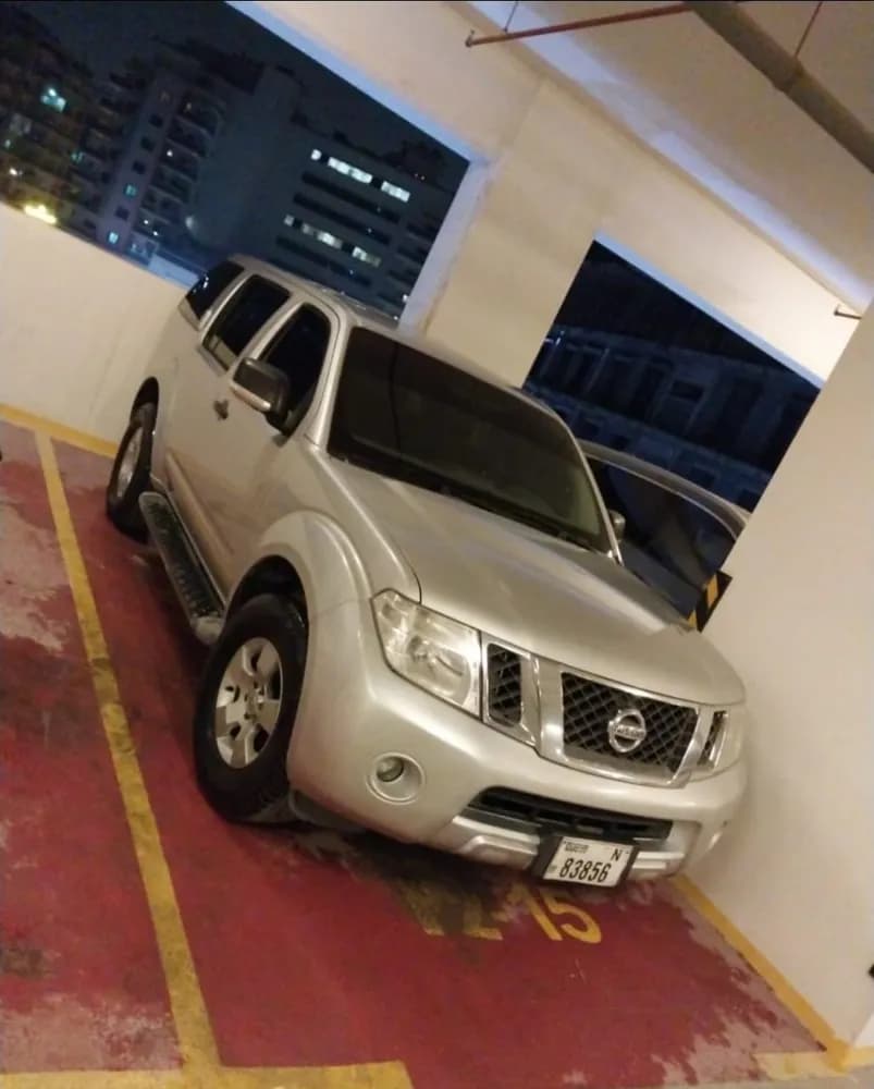 Used Nissan Pathfinder XE 2014