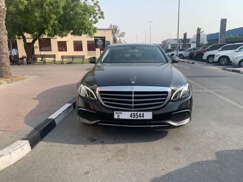 مرسيدس بنز الفئة -إي E 200 AMG 2017 مستعملة مرسيدس بنز الفئة -إي E 200 AMG 2017 مستعملة used_cars.forSale