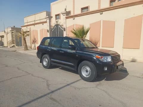 Used Toyota Land Cruiser 4.0L GXR 2010