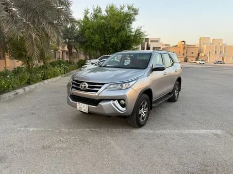Used Toyota Fortuner 2020