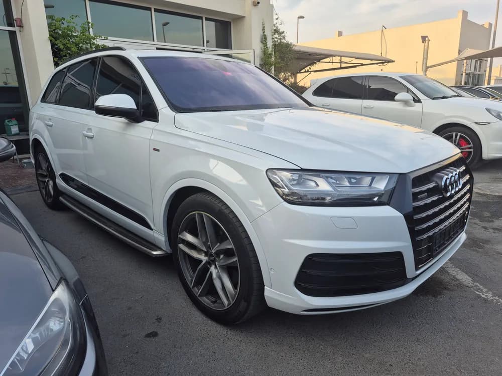 Used Audi Q7 40 TFSI CS quattro 252 HP 2017