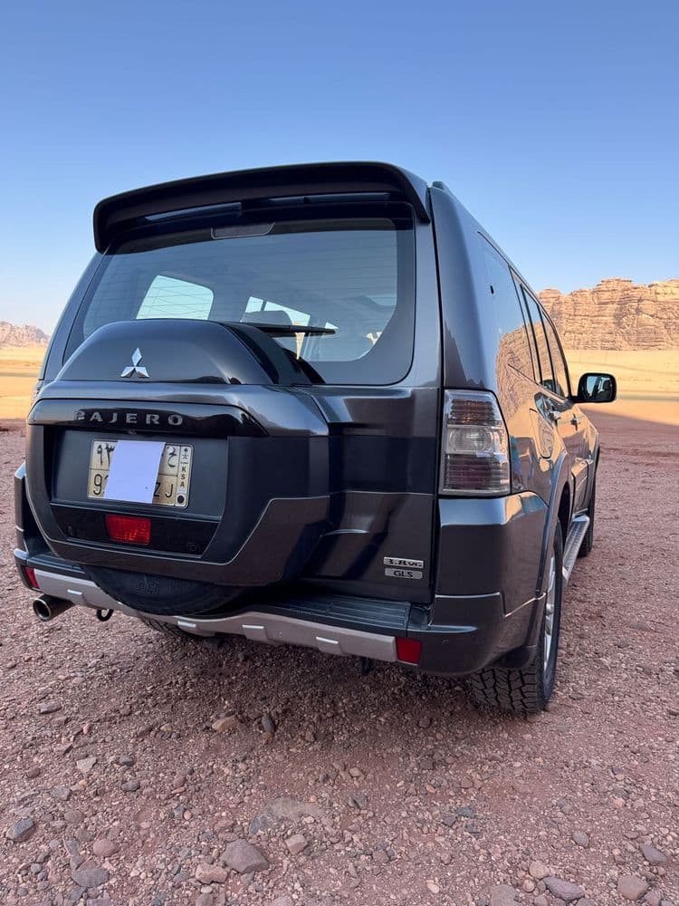 Used Mitsubishi 4th Generation Pajero 3.8L 2016