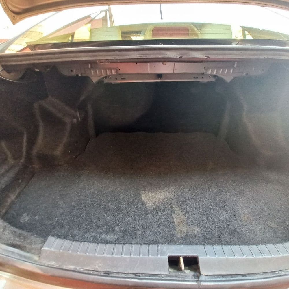 تويوتا يارس 1.3L SE 2014 مستعملة