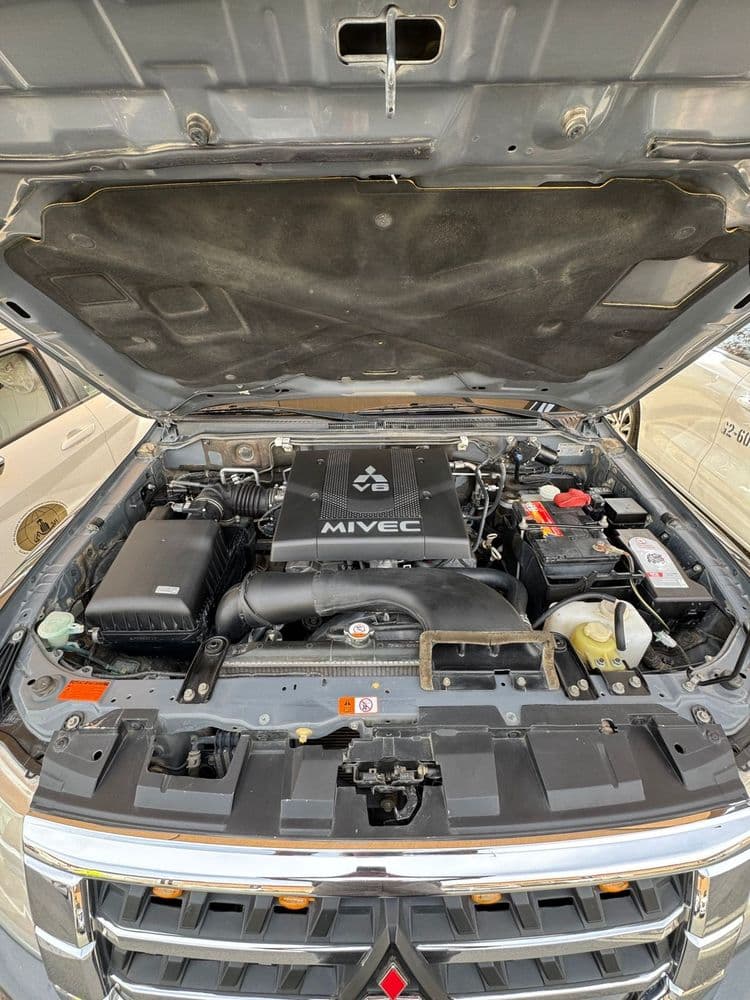 Used Mitsubishi 4th Generation Pajero 3.8L 2016