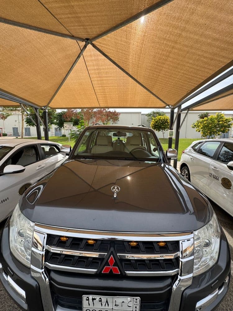 Used Mitsubishi 4th Generation Pajero 3.8L 2016