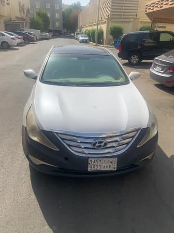Used Hyundai Sonata 2.4L 2012 Used Hyundai Sonata 2.4L 2012 used_cars.forSale
