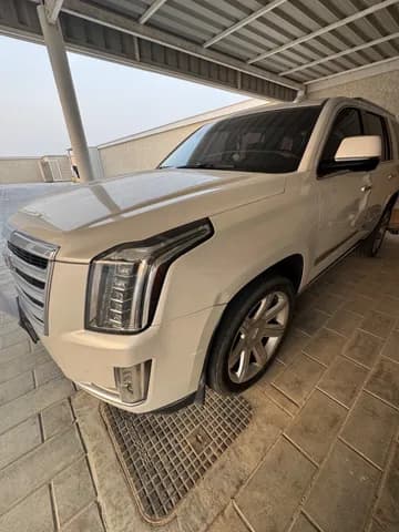 Used Cadillac ESCALADE 6.2L 2016 Used Cadillac ESCALADE 6.2L 2016 used_cars.forSale