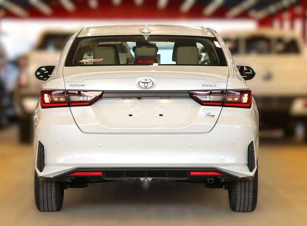 تويوتا يارس 1.3L SE 2026 الجديد