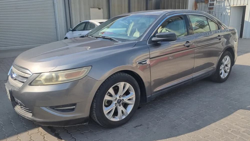Used Ford Taurus 2012