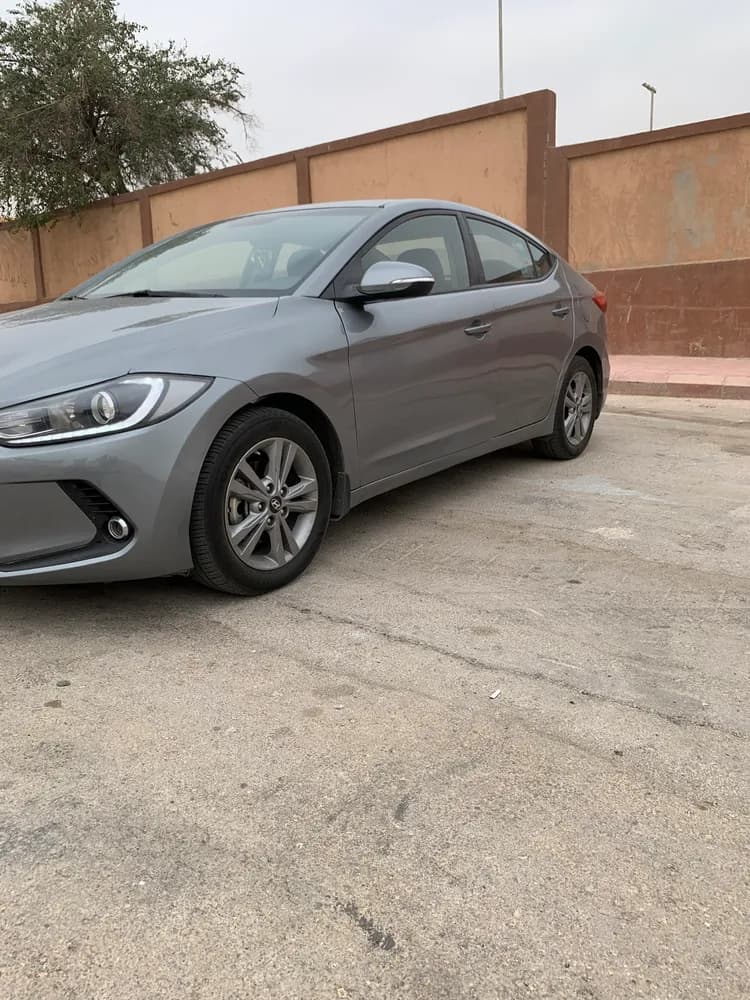 Used Hyundai Elantra 2.0L GLS 2017
