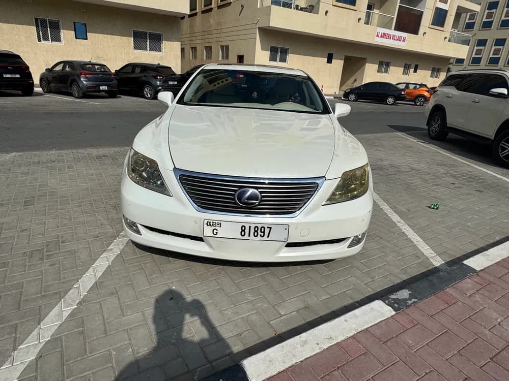 Used Lexus LS 460 4 door 4.6L SWB 2008