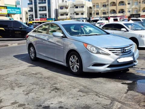 Used Hyundai Sonata 2.4L Mid 2014 Used Hyundai Sonata 2.4L Mid 2014 used_cars.forSale